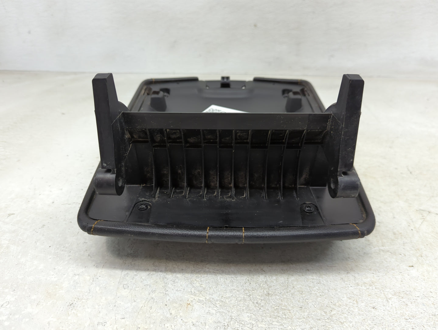 2020 Chevrolet Traverse Center Console Armrest Cover Lid Fits OEM Used Auto Parts - Oemusedautoparts1.com