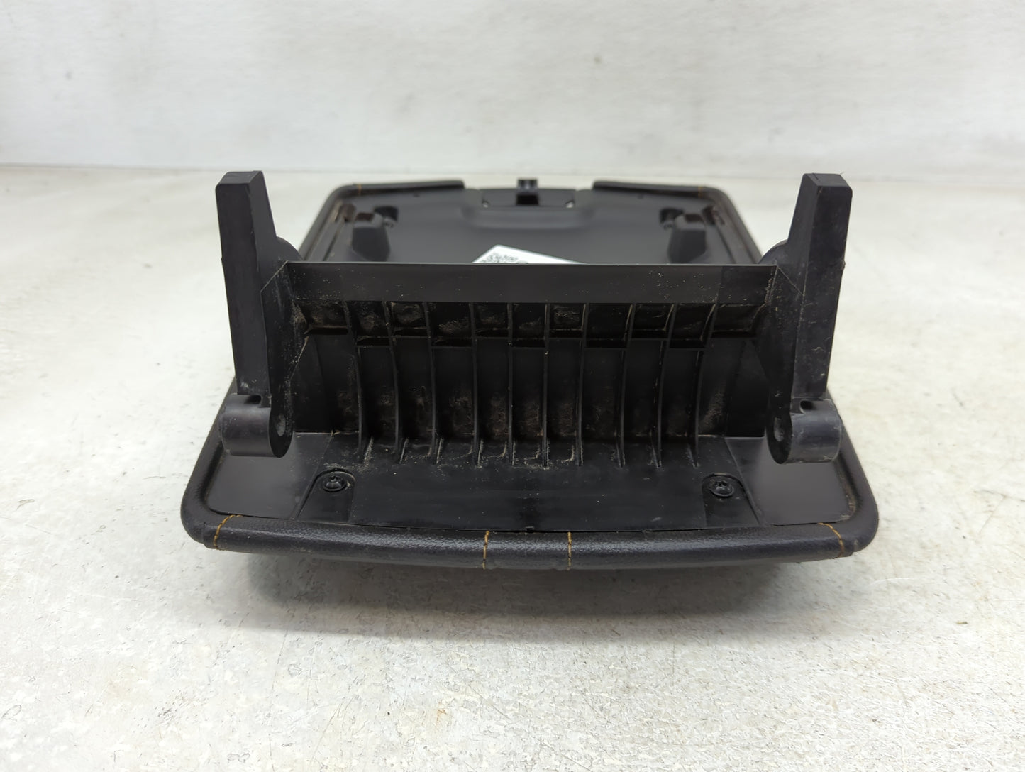 2020 Chevrolet Traverse Center Console Armrest Cover Lid Fits OEM Used Auto Parts - Oemusedautoparts1.com