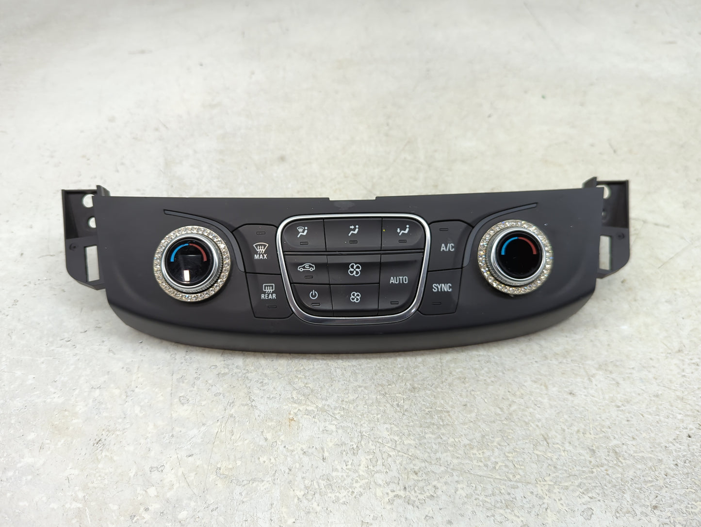 2018-2022 Chevrolet Traverse Climate Control Module Temperature AC/Heater Replacement P/N:84344401 Fits OEM Used Auto Parts 