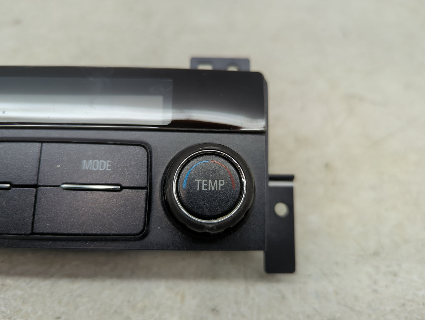 2018-2022 Chevrolet Traverse Climate Control Module Temperature AC/Heater Replacement P/N:23507152 Fits OEM Used Auto Parts 