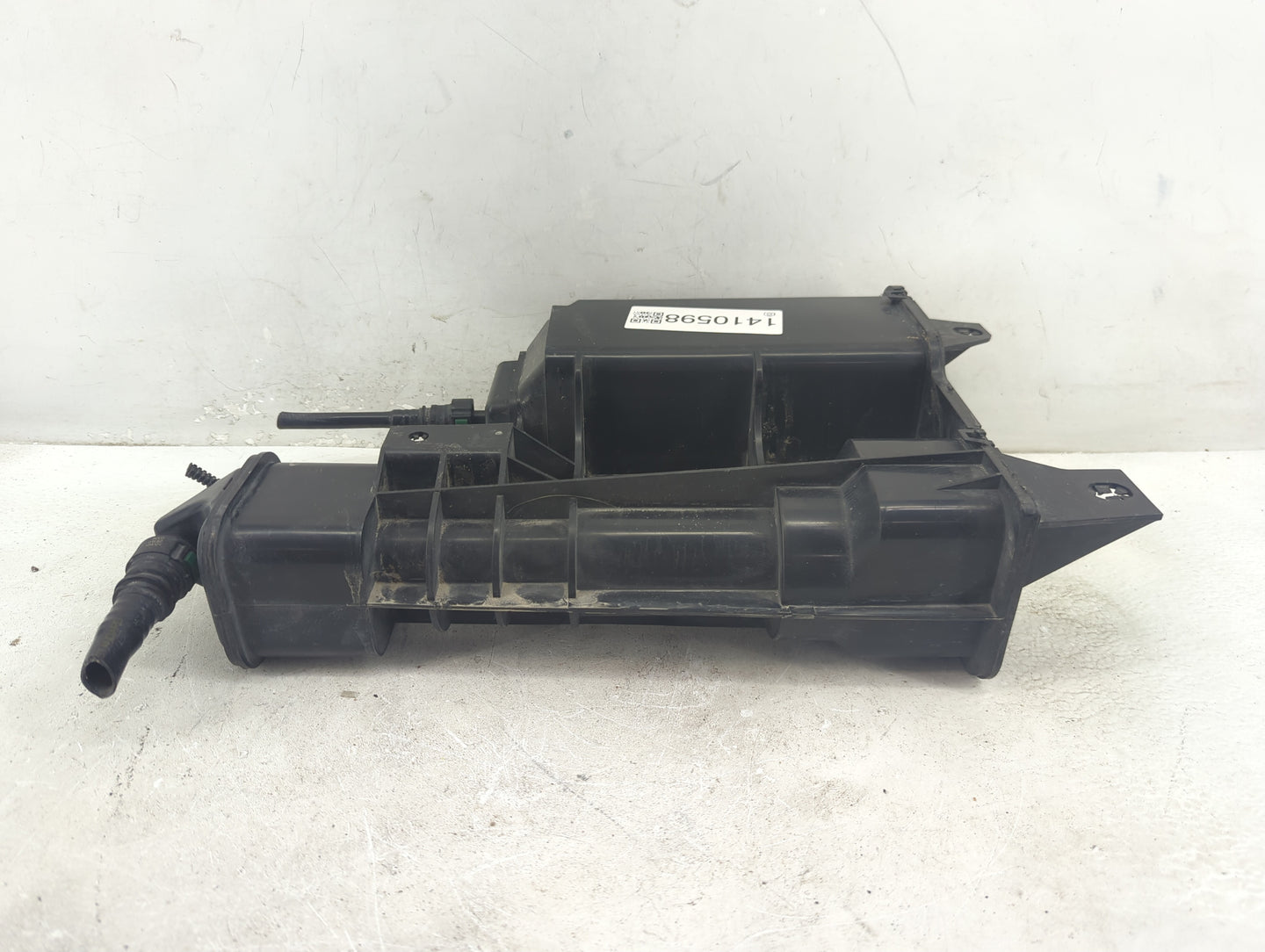 2020 Chevrolet Traverse Fuel Vapor Charcoal Canister - Oemusedautoparts1.com