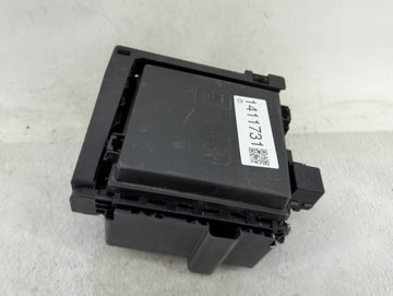 2020-2022 Chevrolet Traverse Fusebox Fuse Box Panel Relay Module Fits Fits 2019 2020 2021 2022 OEM Used Auto Parts - Oemused