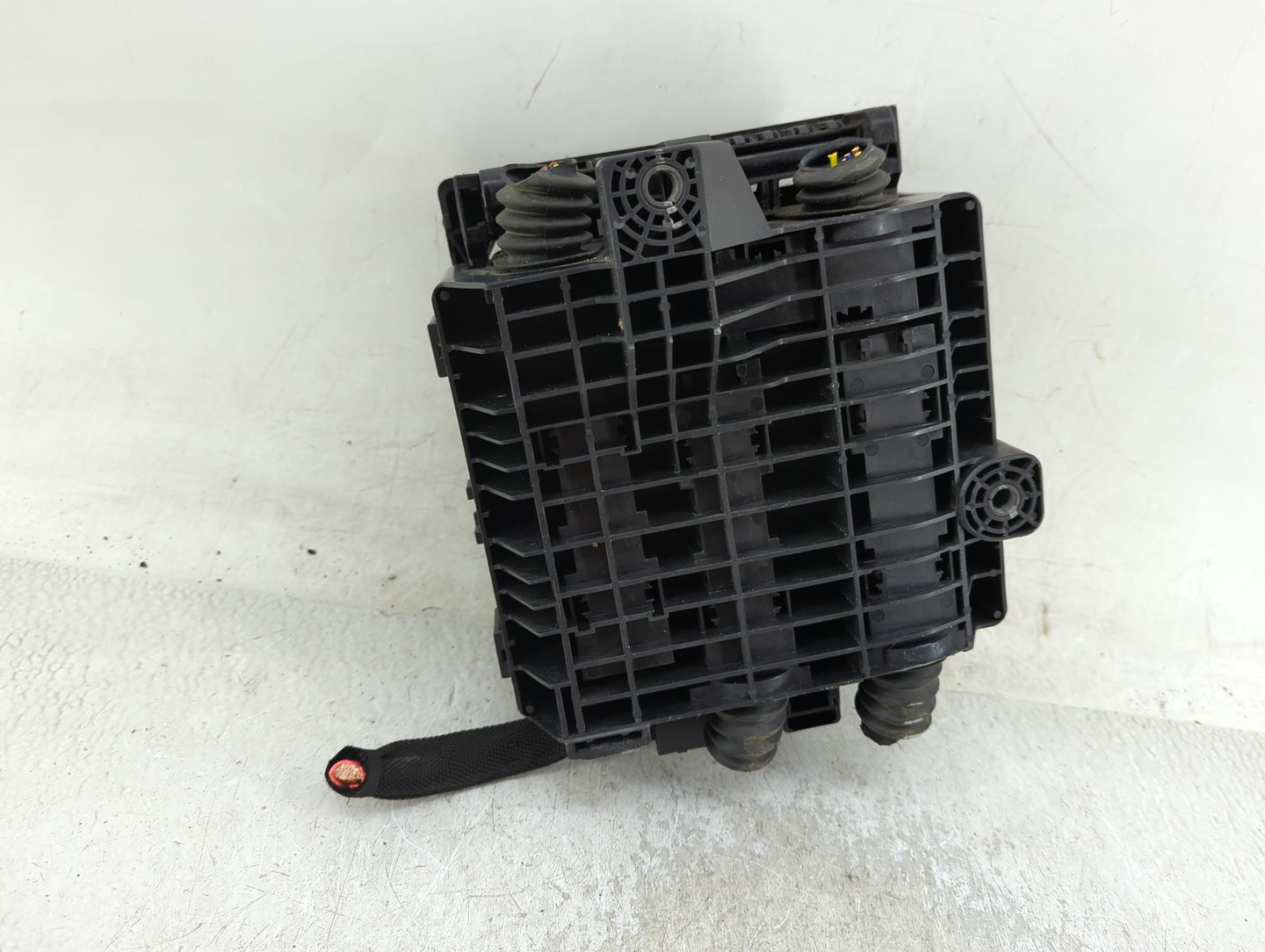 2020-2022 Chevrolet Traverse Fusebox Fuse Box Panel Relay Module Fits Fits 2019 2020 2021 2022 OEM Used Auto Parts - Oemused