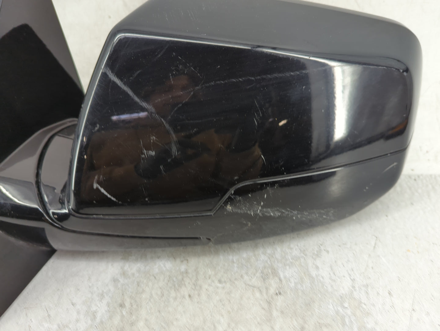 2018-2022 Chevrolet Traverse Driver Left Side View Manual Door Mirror - Oemusedautoparts1.com