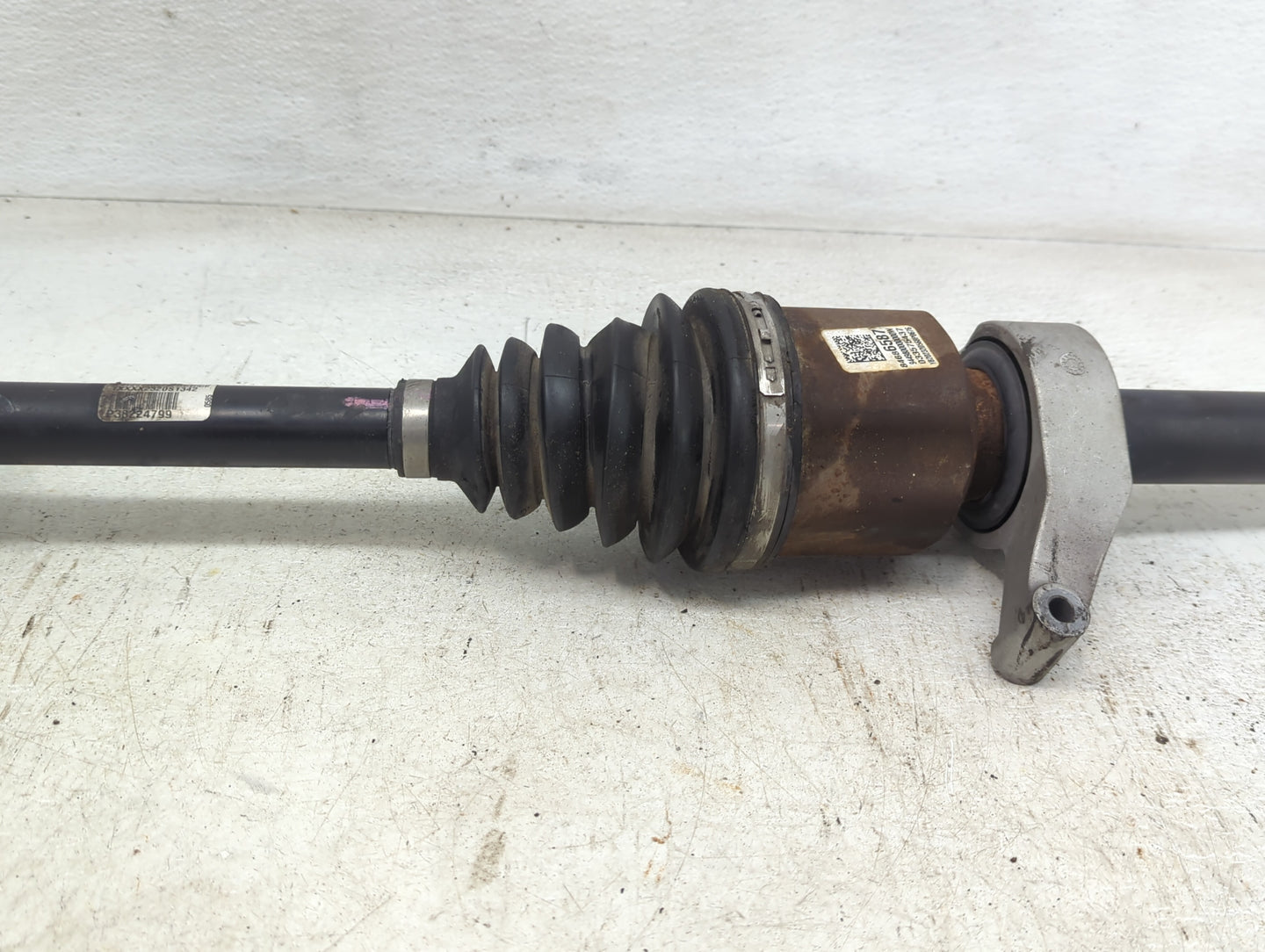2018-2022 Chevrolet Traverse Axle Shaft Front Passenger Cv C/v - Oemusedautoparts1.com