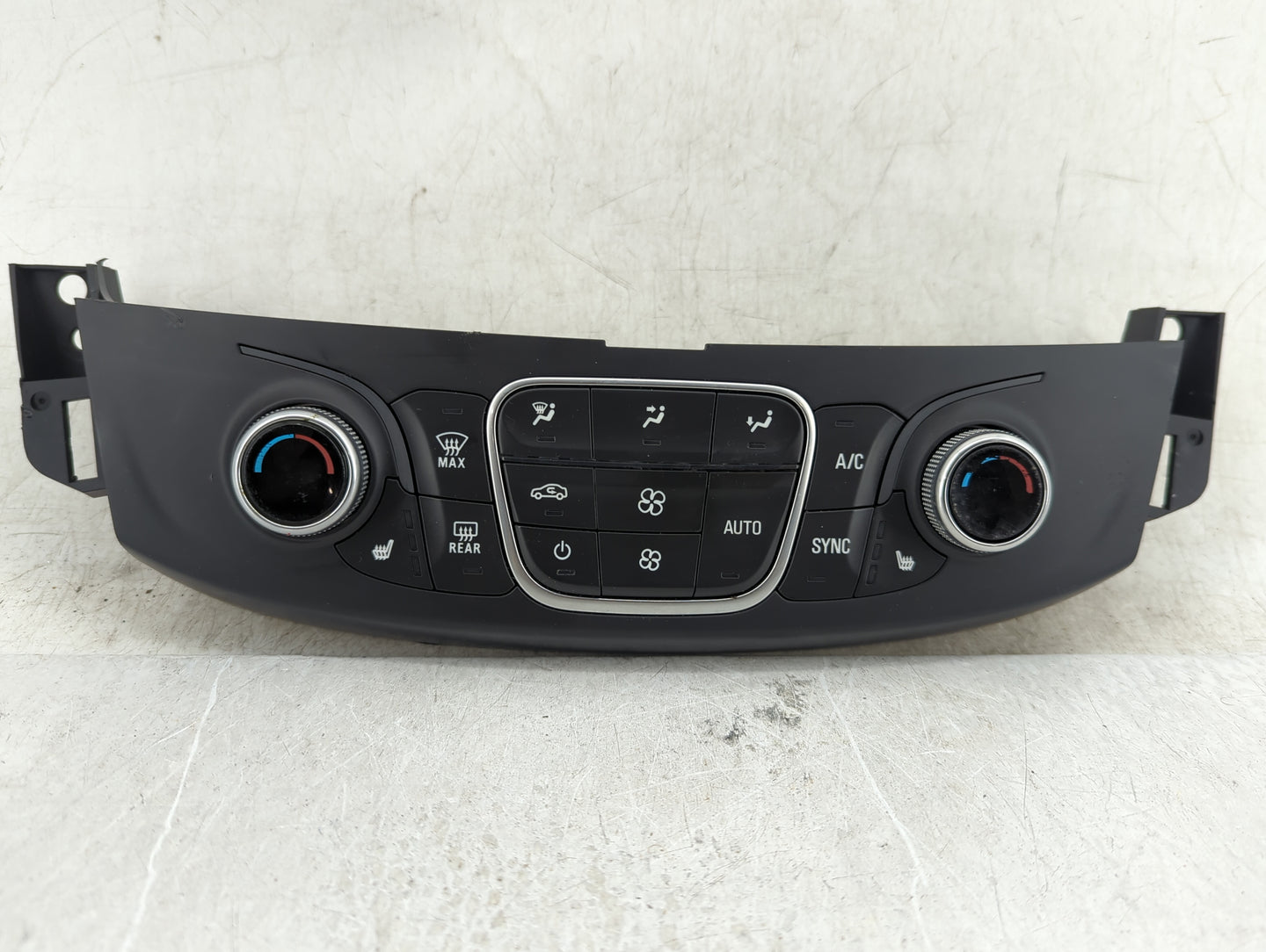 2018-2022 Chevrolet Traverse Climate Control Module Temperature AC/Heater Replacement P/N:84344402 000235226 Fits OEM Used A