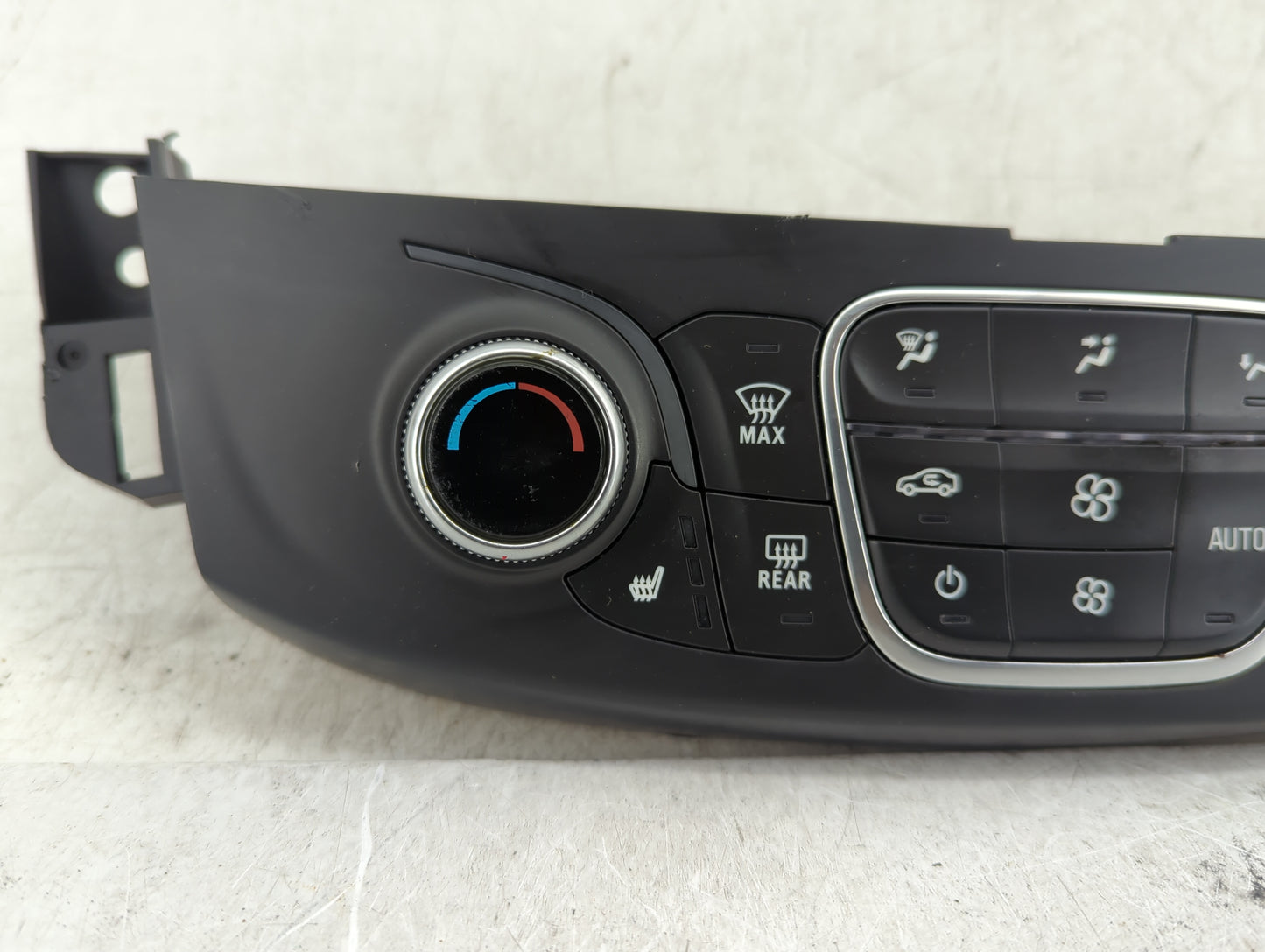 2018-2022 Chevrolet Traverse Climate Control Module Temperature AC/Heater Replacement P/N:84344402 000235226 Fits OEM Used A