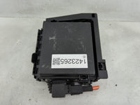 2020-2022 Chevrolet Traverse Fusebox Fuse Box Panel Relay Module P/N:7171-4521-30 Fits Fits 2019 2020 2021 2022 OEM Used Aut