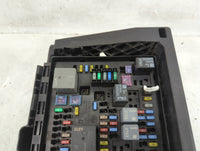 2020-2022 Chevrolet Traverse Fusebox Fuse Box Panel Relay Module P/N:7171-4521-30 Fits Fits 2019 2020 2021 2022 OEM Used Aut