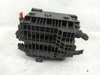 2020-2022 Chevrolet Traverse Fusebox Fuse Box Panel Relay Module P/N:7171-4521-30 Fits Fits 2019 2020 2021 2022 OEM Used Aut