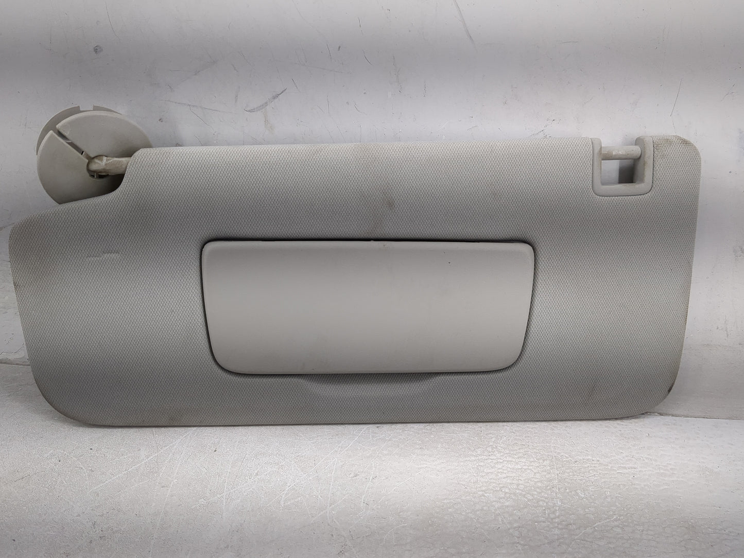 2018-2022 Chevrolet Traverse Sun Visor Shade Replacement Driver Left Mirror Fits Fits 2018 2019 2020 2021 2022 OEM Used Auto