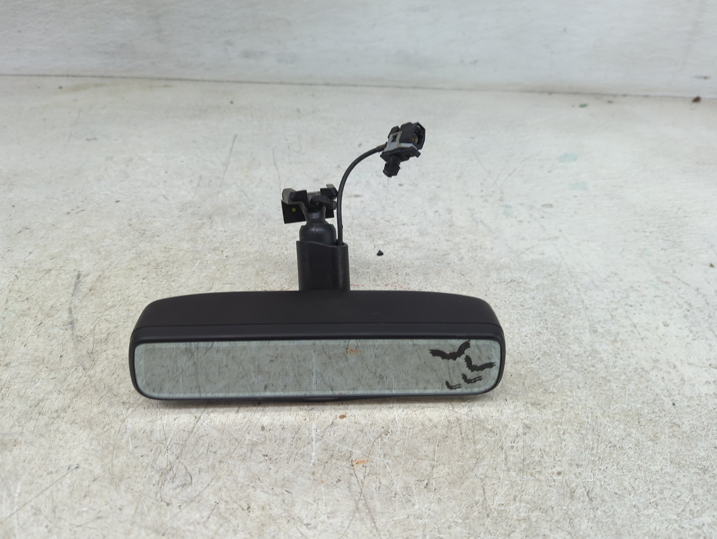 2018-2022 Chevrolet Traverse Interior Rear View Mirror Replacement OEM Fits Fits 2018 2019 2020 2021 2022 OEM Used Auto Part