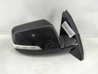 compare product 2020 Chevrolet Traverse Passenger Side View Mirror - Right Door Mirror OEM Used