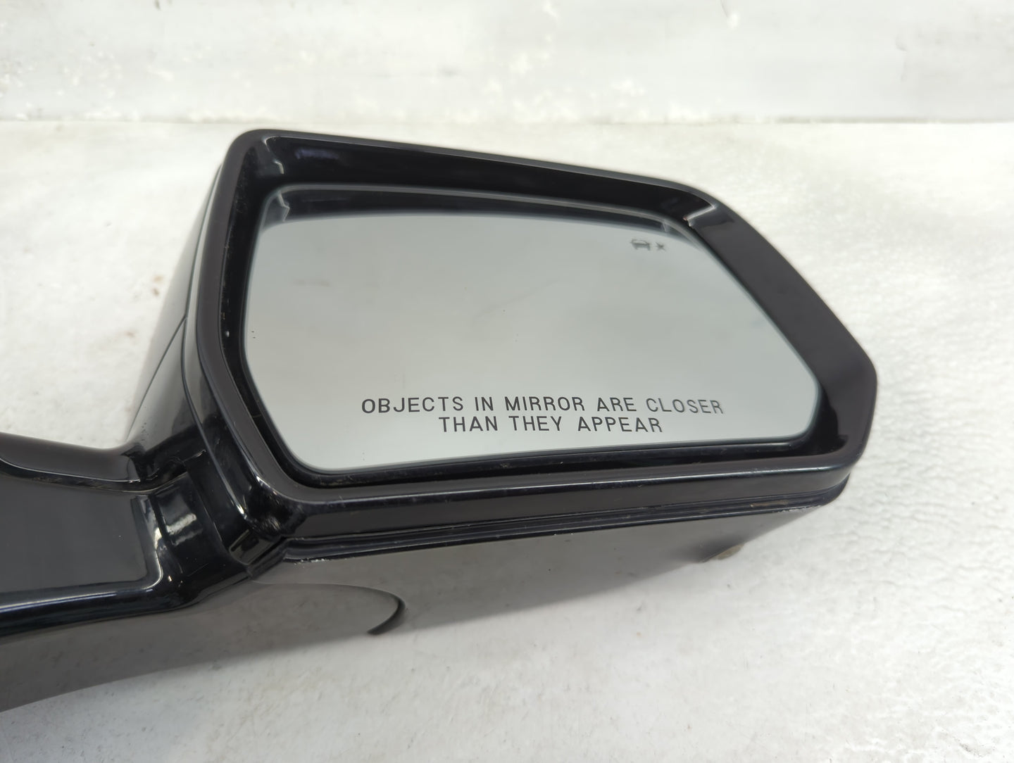 2020 Chevrolet Traverse Passenger Side View Mirror - Right Door Mirror OEM Used - Oemusedautoparts1.com