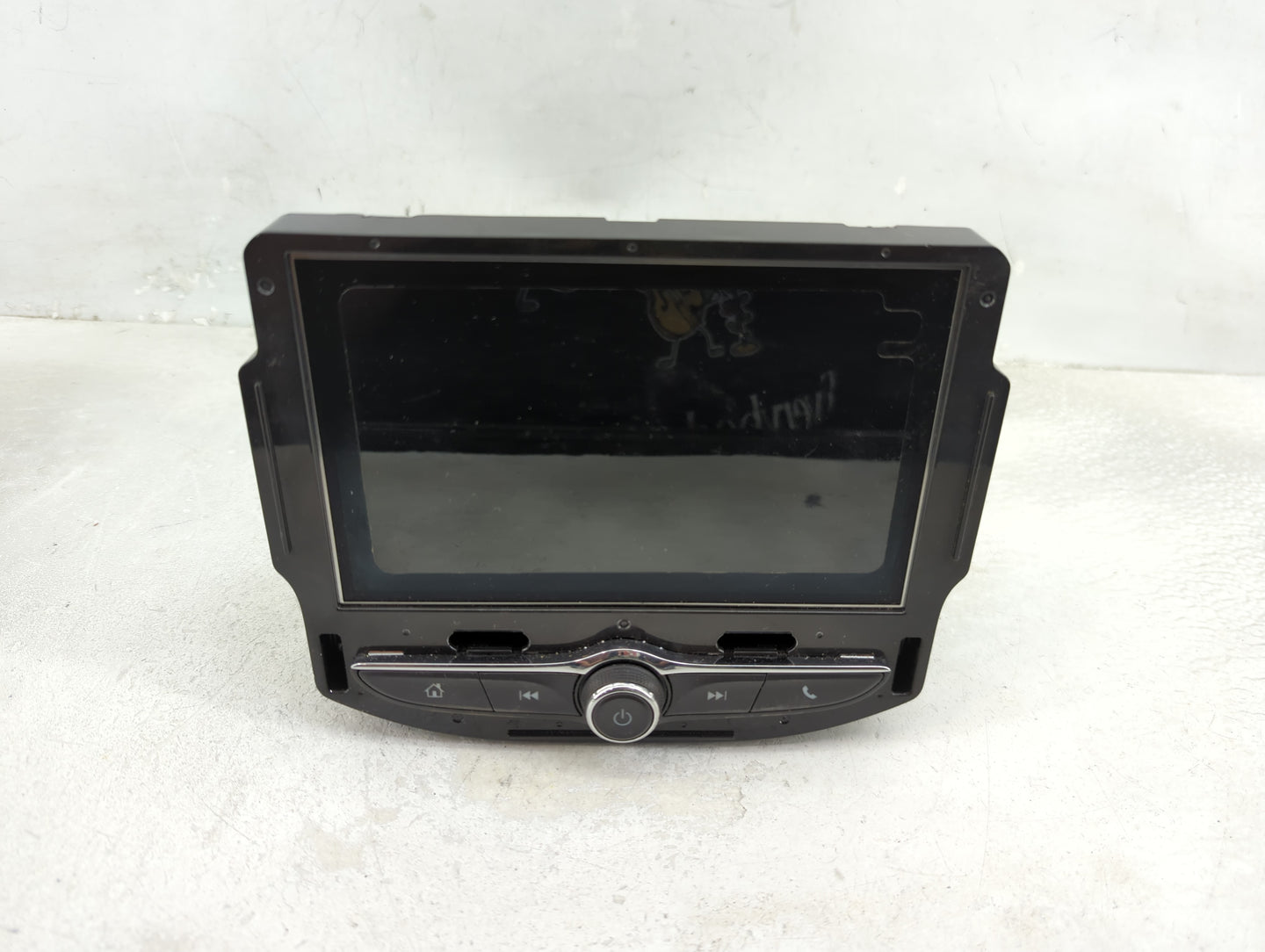 2021-2022 Chevrolet Traverse Radio AM FM Cd Player Receiver Replacement P/N:84776468 555343750 Fits Fits 2021 2022 OEM Used 