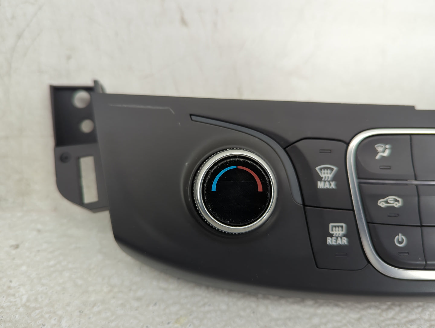 2018-2022 Chevrolet Traverse Climate Control Module Temperature AC/Heater Replacement P/N:84344401 7370200000000X Fits OEM U