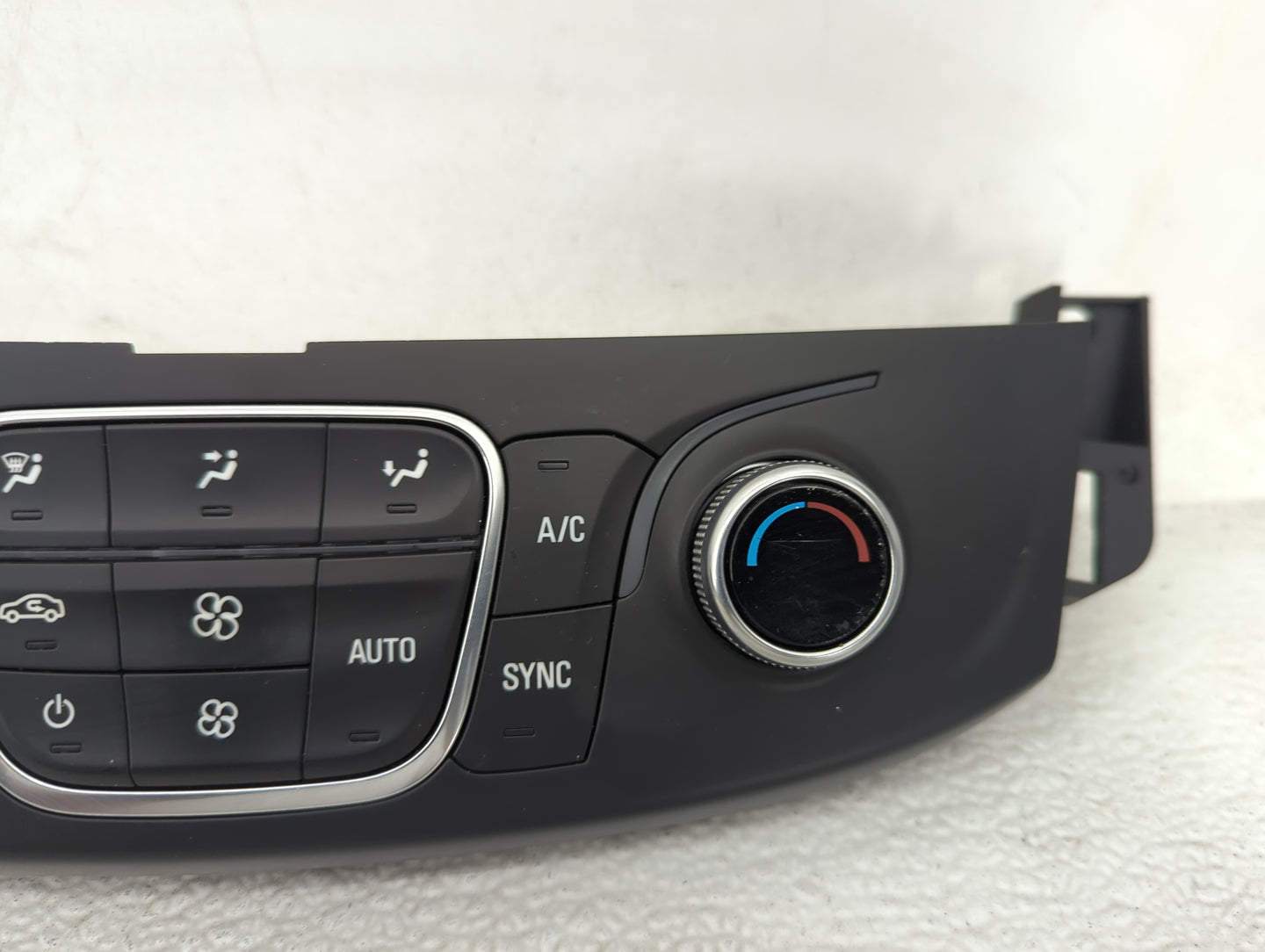 2018-2022 Chevrolet Traverse Climate Control Module Temperature AC/Heater Replacement P/N:84344401 7370200000000X Fits OEM U
