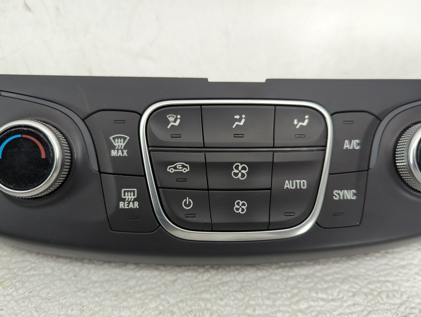 2018-2022 Chevrolet Traverse Climate Control Module Temperature AC/Heater Replacement P/N:84344401 7370200000000X Fits OEM U