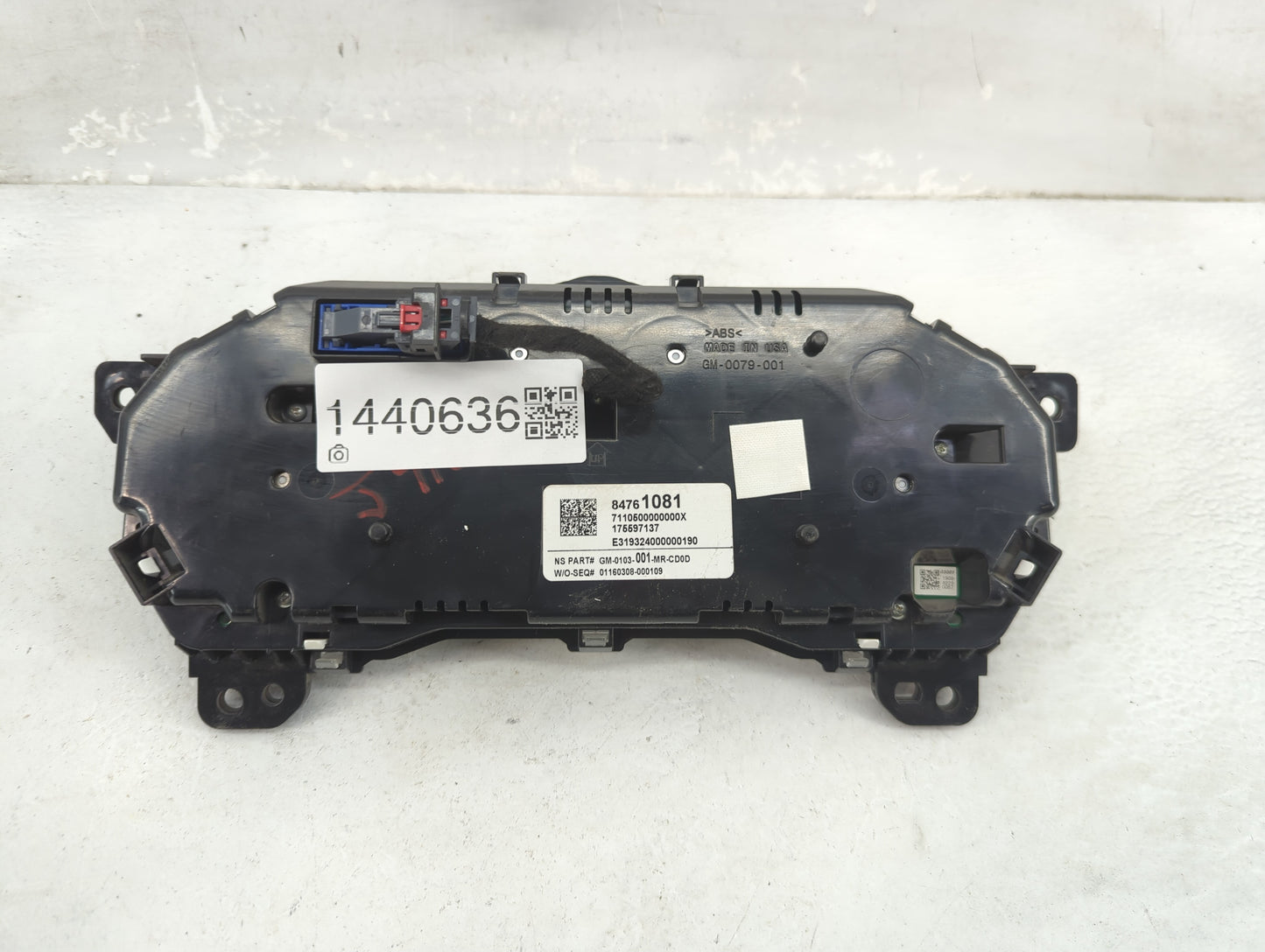 2020-2022 Chevrolet Traverse Instrument Cluster Speedometer Gauges P/N:84761081 GM-0103-001-MR-CD0D Fits Fits 2020 2021 2022
