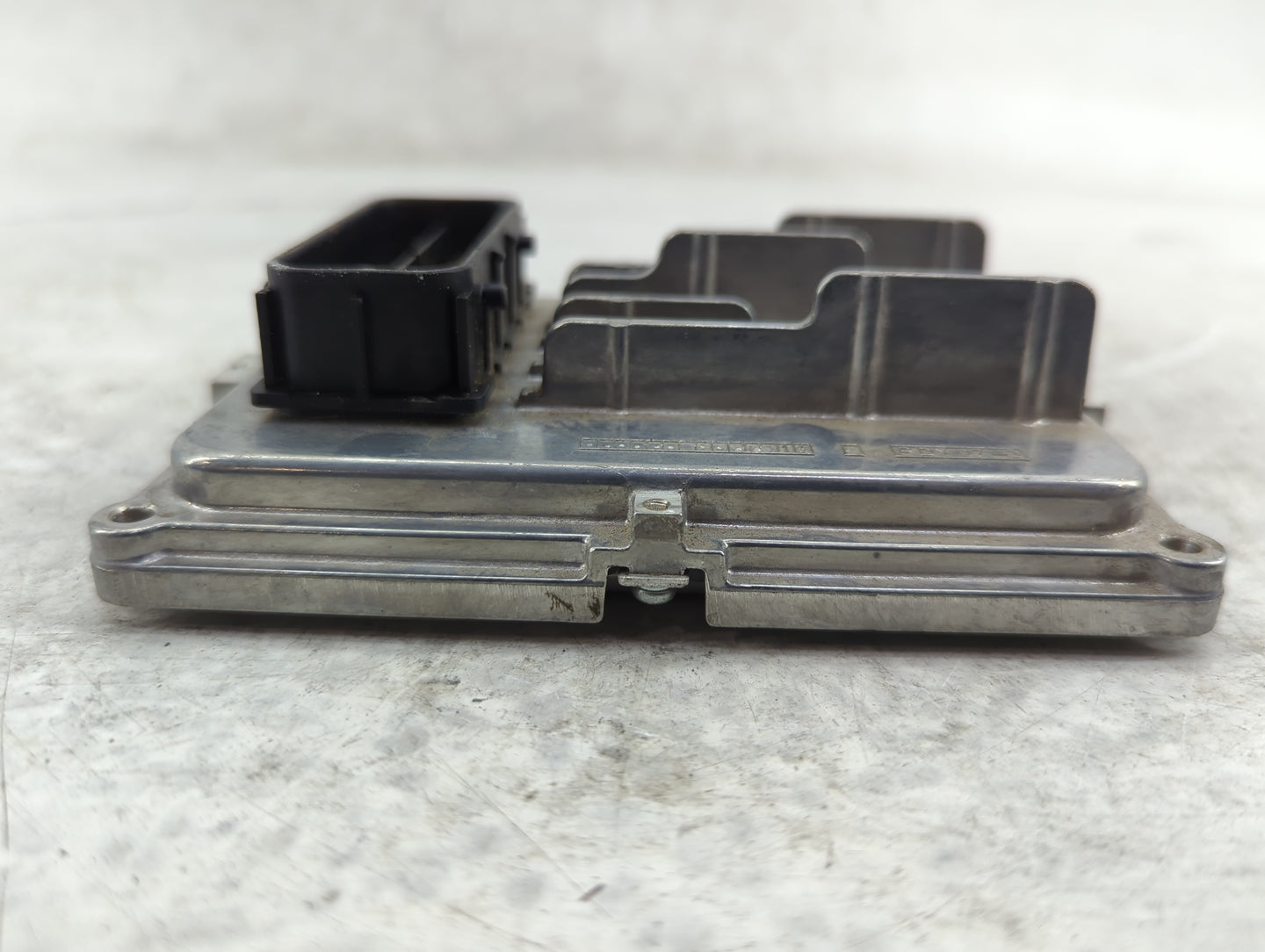 2019-2022 Chevrolet Traverse Transmission Control Module Tcu Tcm - Oemusedautoparts1.com