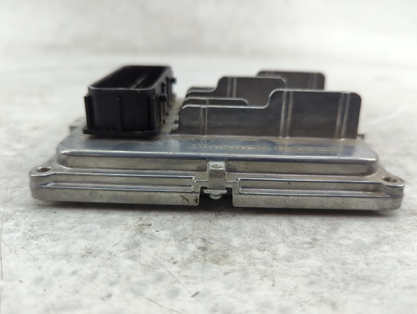 2019-2022 Chevrolet Traverse Transmission Control Module Tcu Tcm - Oemusedautoparts1.com