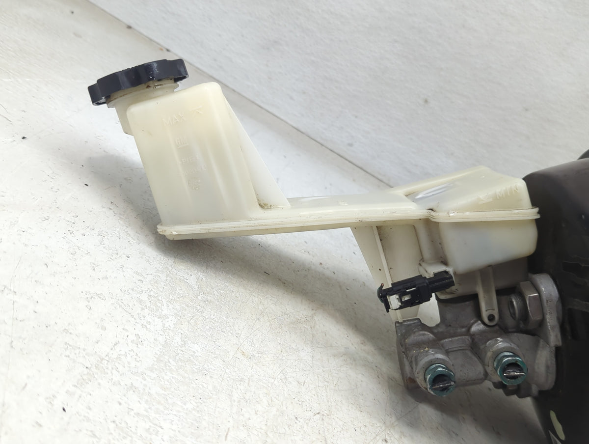 2018-2022 Chevrolet Traverse Power Brake Booster Oem 1451703 - Oemusedautoparts1.com