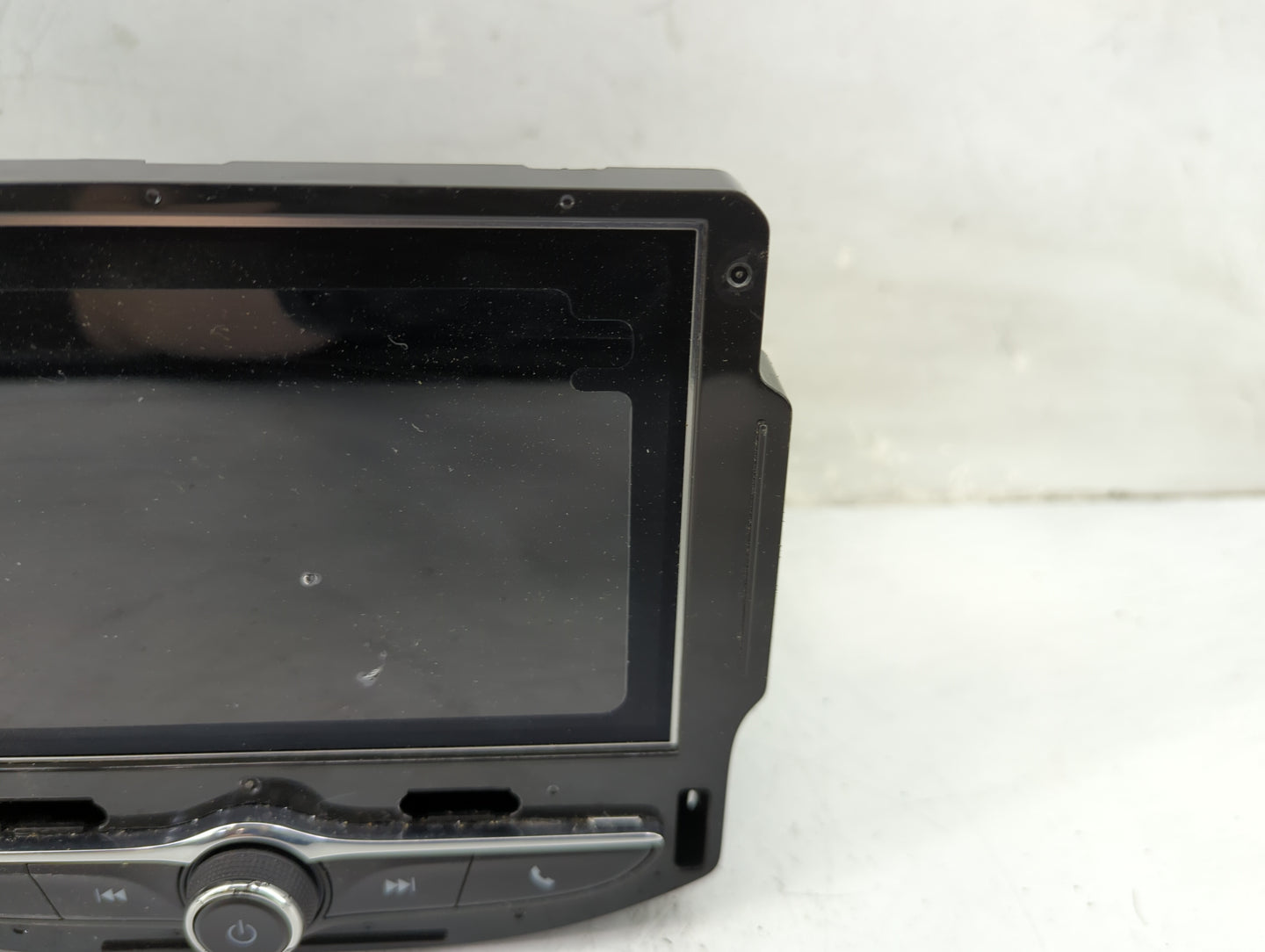 2021-2022 Chevrolet Traverse Radio AM FM Cd Player Receiver Replacement P/N:84774521 7310500000000X, 555343750 Fits Fits 202