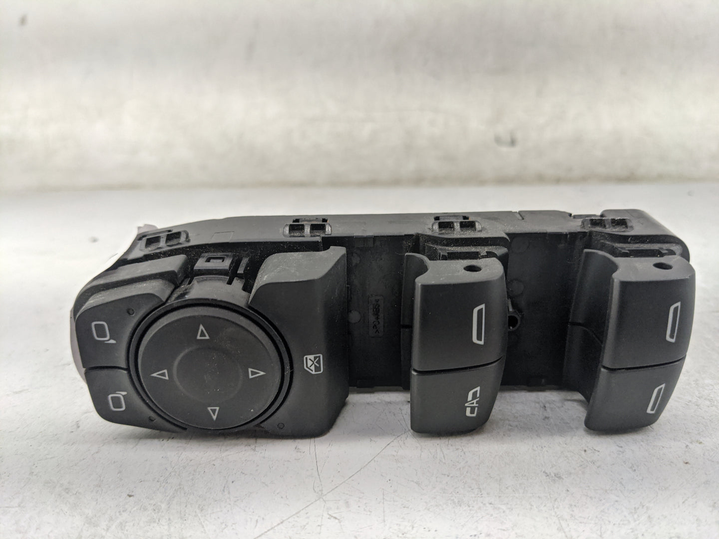 2018-2022 Chevrolet Traverse Master Power Window Switch Replacement Driver Side Left P/N:D1A149A 64TH-JR Fits OEM Used Auto 