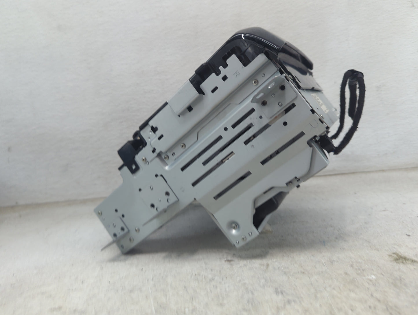 2018-2021 Chevrolet Traverse Radio AM FM Cd Player Receiver Replacement P/N:84654678 7370100000000X Fits Fits 2018 2019 2020