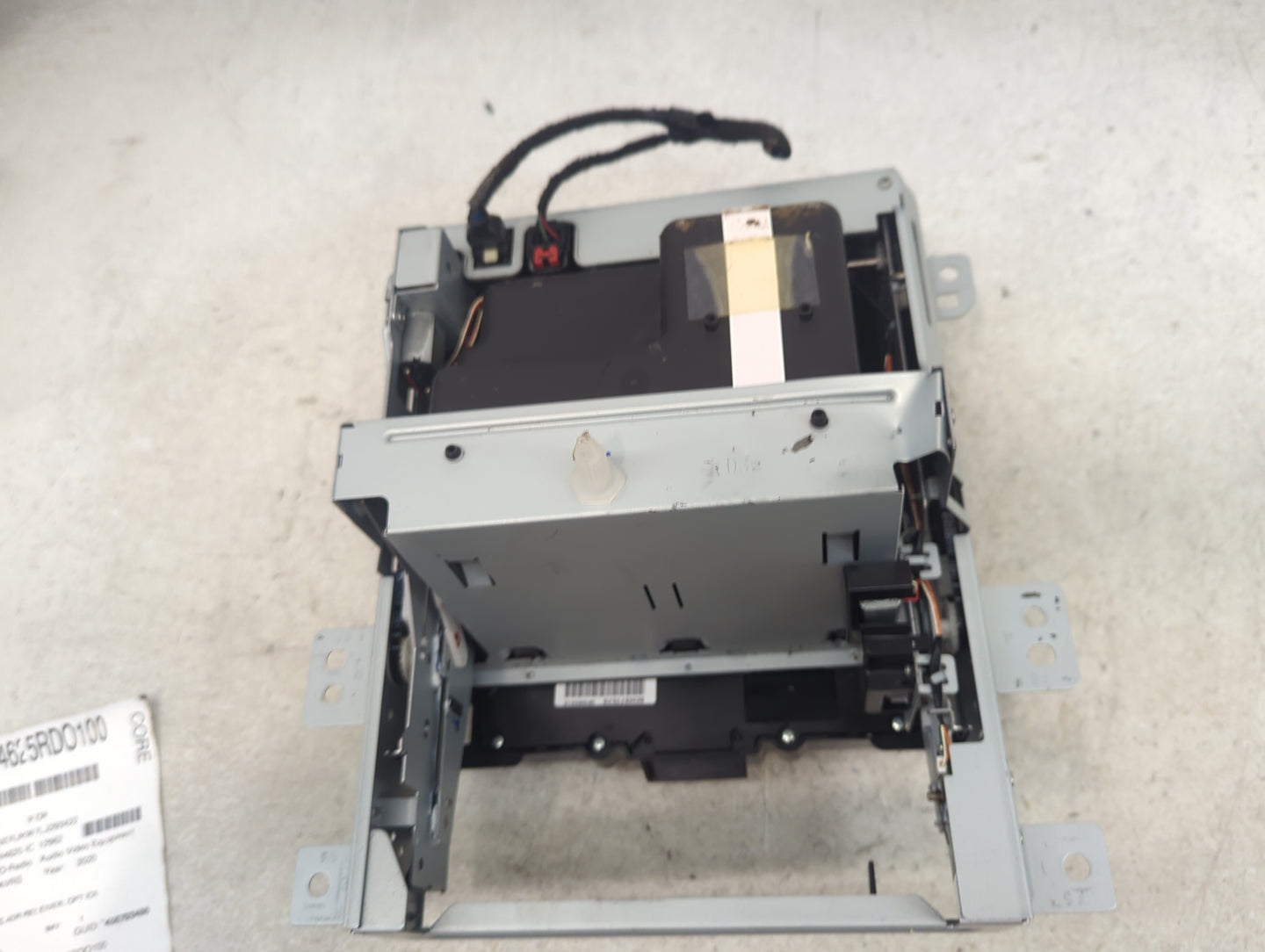 2018-2021 Chevrolet Traverse Radio AM FM Cd Player Receiver Replacement P/N:84654678 7370100000000X Fits Fits 2018 2019 2020