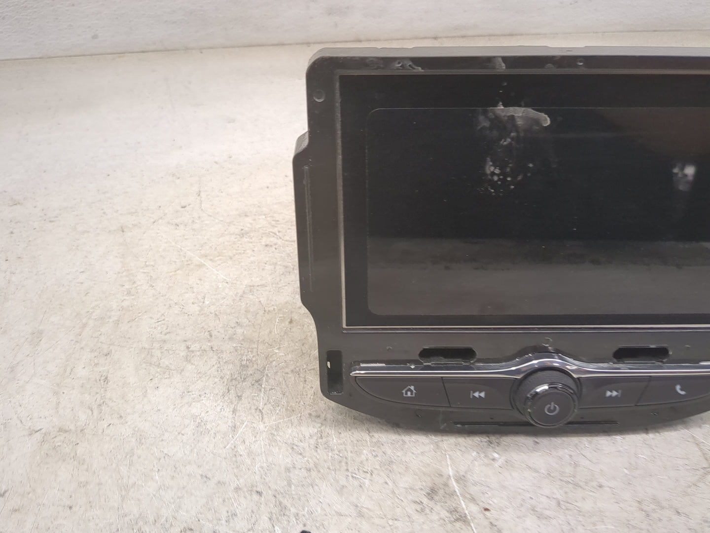 2021-2022 Chevrolet Traverse Radio AM FM Cd Player Receiver Replacement P/N:84776468 5553437S0 Fits Fits 2021 2022 OEM Used 