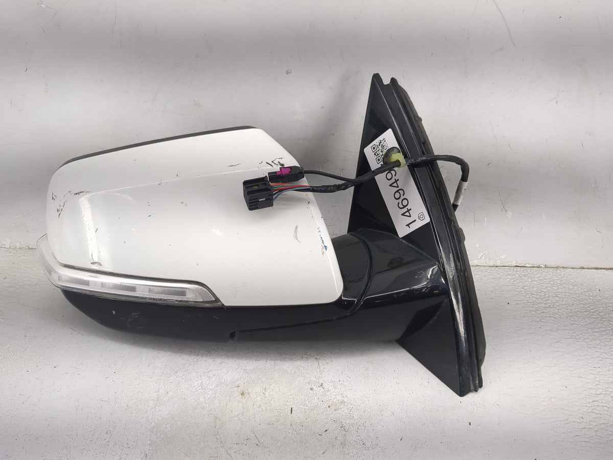 2020 Chevrolet Traverse Passenger Side View Mirror - Right Door Mirror OEM Used - Oemusedautoparts1.com