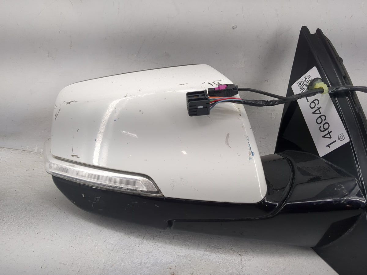 2020 Chevrolet Traverse Passenger Side View Mirror - Right Door Mirror OEM Used - Oemusedautoparts1.com