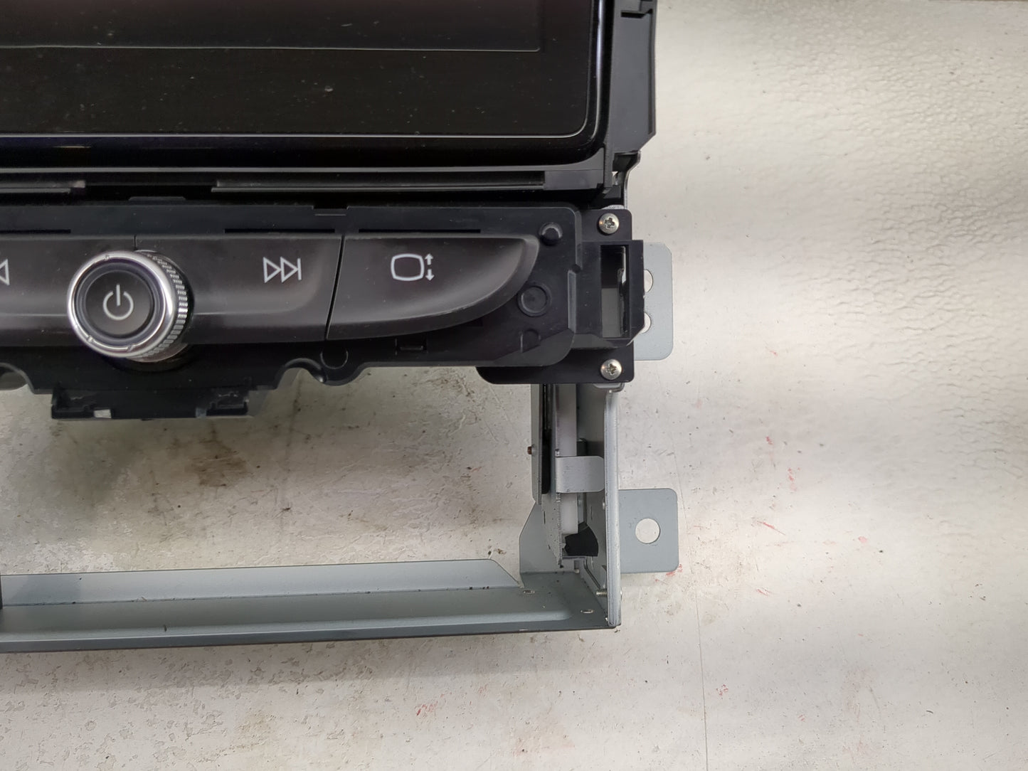 2020 Chevrolet Traverse Information Display Screen 1469843 - Oemusedautoparts1.com