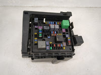 2020-2022 Chevrolet Traverse Fusebox Fuse Box Panel Relay Module P/N:13455283 13468935, 13468934 Fits Fits 2019 2020 2021 20