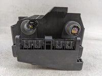 2020-2022 Chevrolet Traverse Fusebox Fuse Box Panel Relay Module P/N:13468935 13455283, 84128871 Fits Fits 2019 2020 2021 20
