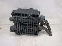 2020-2022 Chevrolet Traverse Fusebox Fuse Box Panel Relay Module P/N:13455283 13468935, 13468934 Fits Fits 2019 2020 2021 20