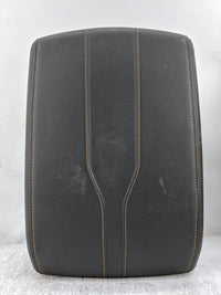 2018-2022 Chevrolet Traverse Center Console Armrest Cover Lid Fits Fits 2018 2019 2020 2021 2022 OEM Used Auto Parts - Oemus
