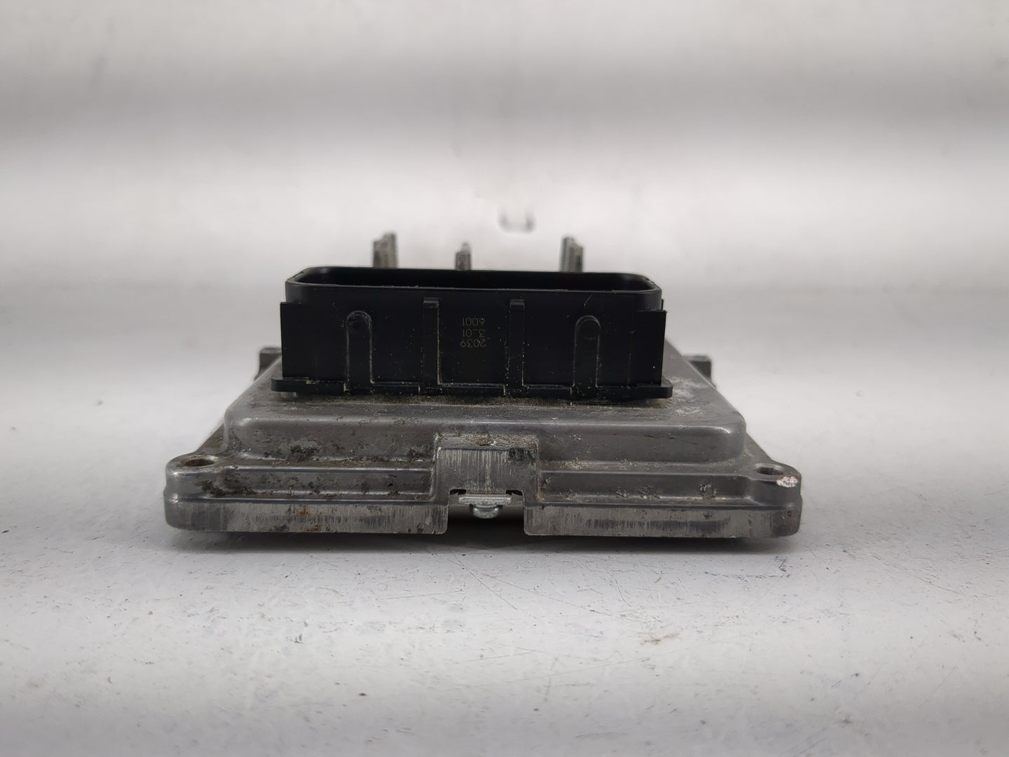 2019-2022 Chevrolet Traverse Transmission Control Module Tcu Tcm 1481096 - Oemusedautoparts1.com