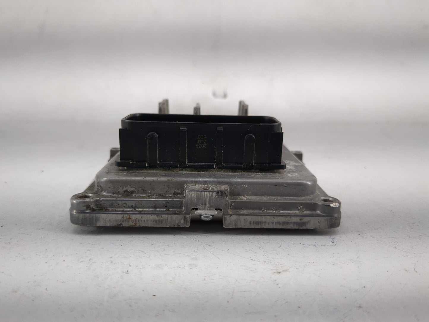 2019-2022 Chevrolet Traverse Transmission Control Module Tcu Tcm 1481096 - Oemusedautoparts1.com