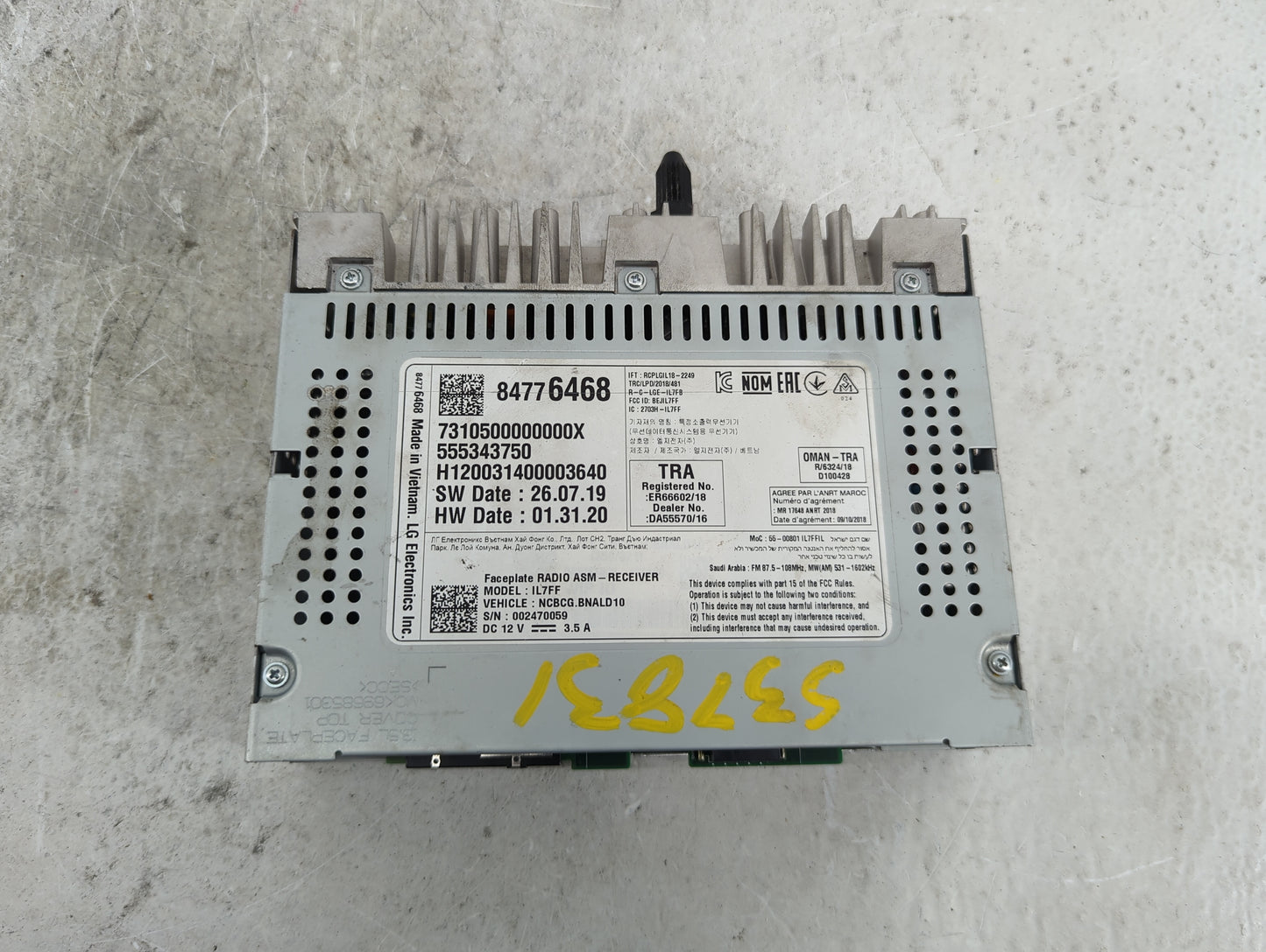 2021-2022 Chevrolet Traverse Radio AM FM Cd Player Receiver Replacement P/N:84776468 7310500000000X, 555343750 Fits Fits 202