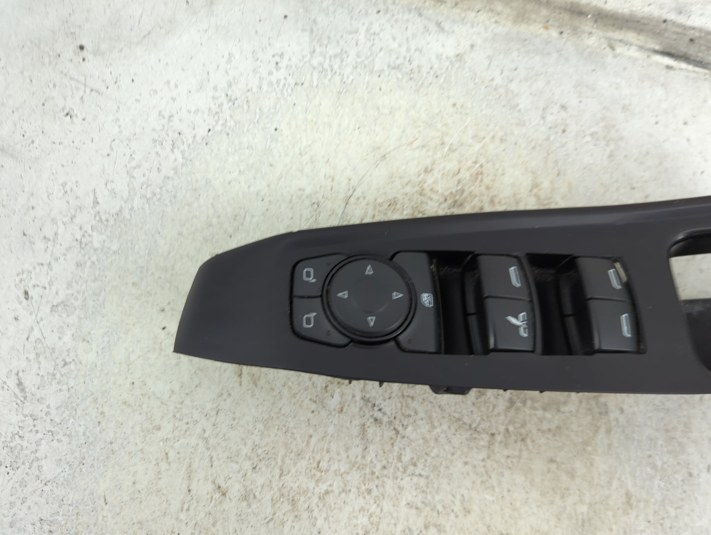 2018-2022 Chevrolet Traverse Master Power Window Switch Replacement Driver Side Left P/N:84513464 D1A149A Fits OEM Used Auto
