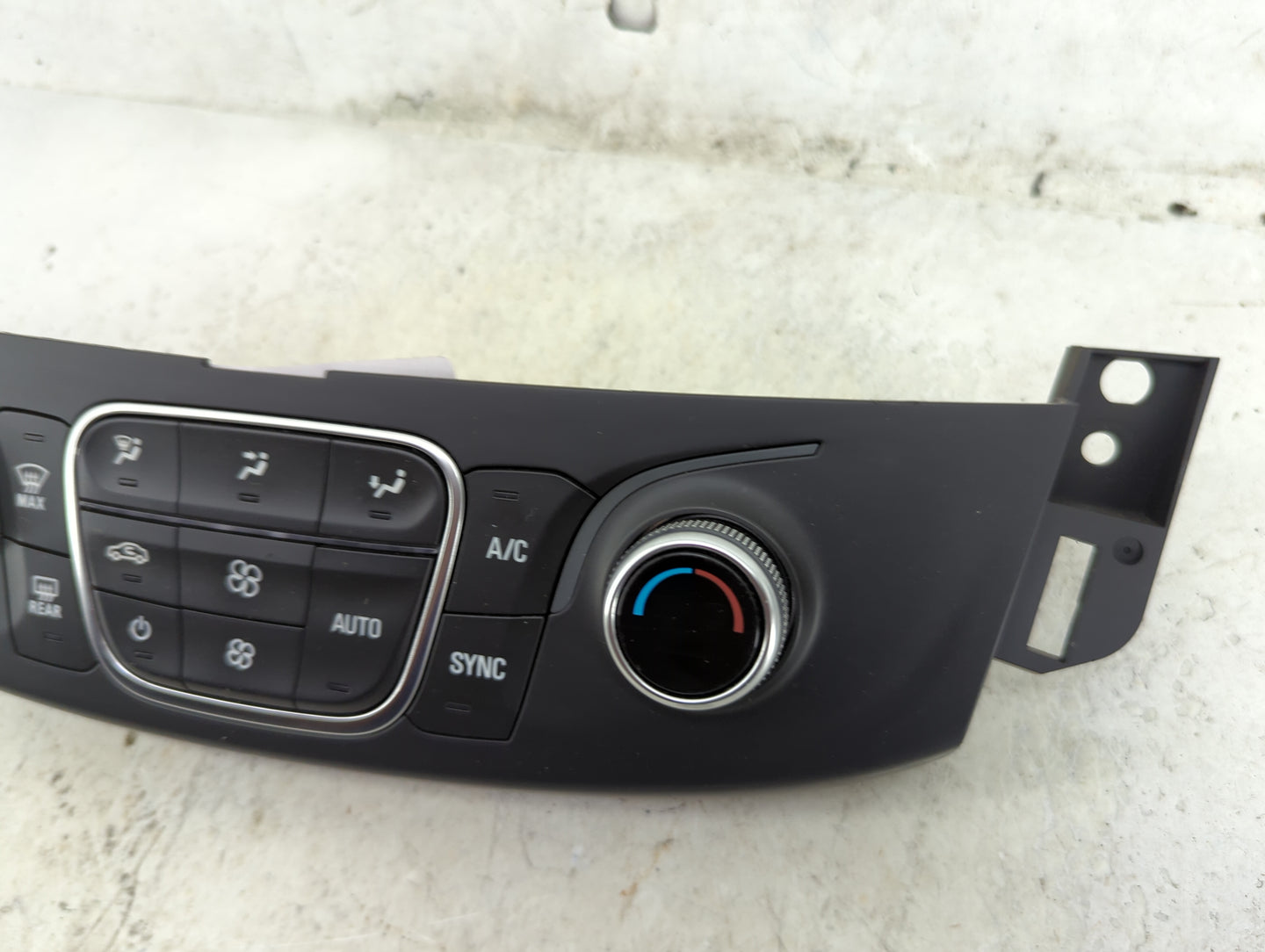 2018-2022 Chevrolet Traverse Climate Control Module Temperature AC/Heater Replacement P/N:84344401 SCE089946 Fits OEM Used A