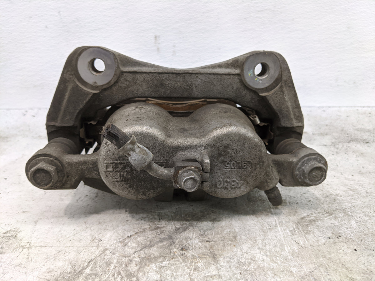 2020 Chevrolet Traverse Front Driver Left Brake Caliper 1509875 - Oemusedautoparts1.com