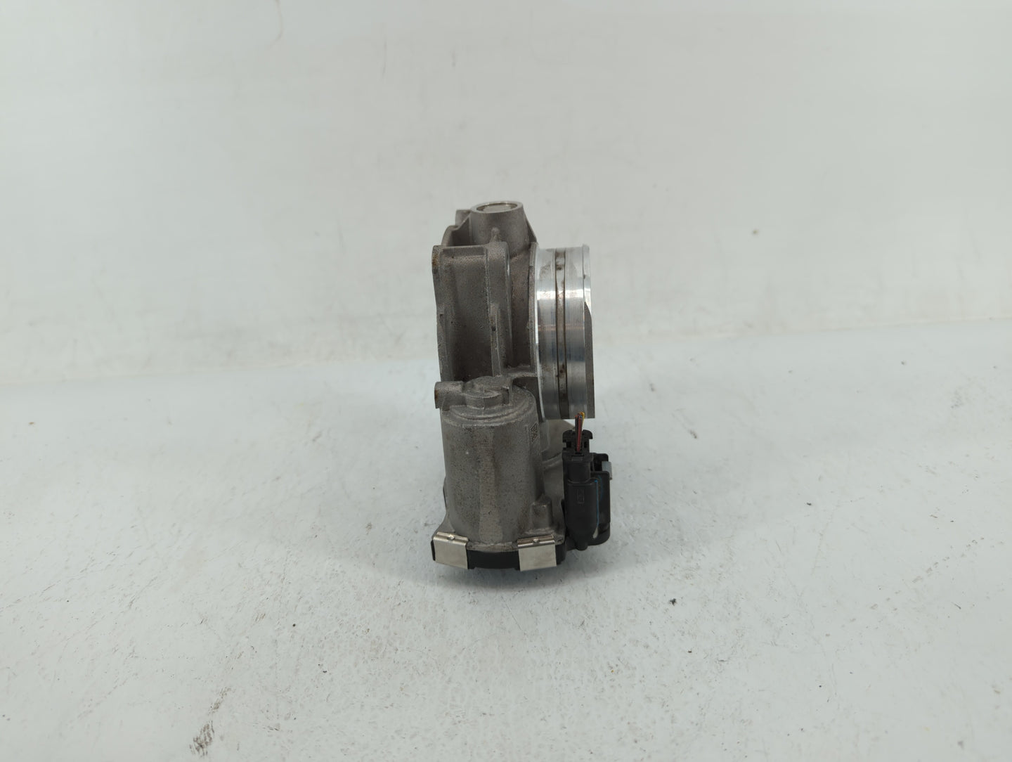 2017-2022 Chevrolet Traverse Throttle Body P/N:12670981AA 12632172BA Fits OEM Used Auto Parts - Oemusedautoparts1.com