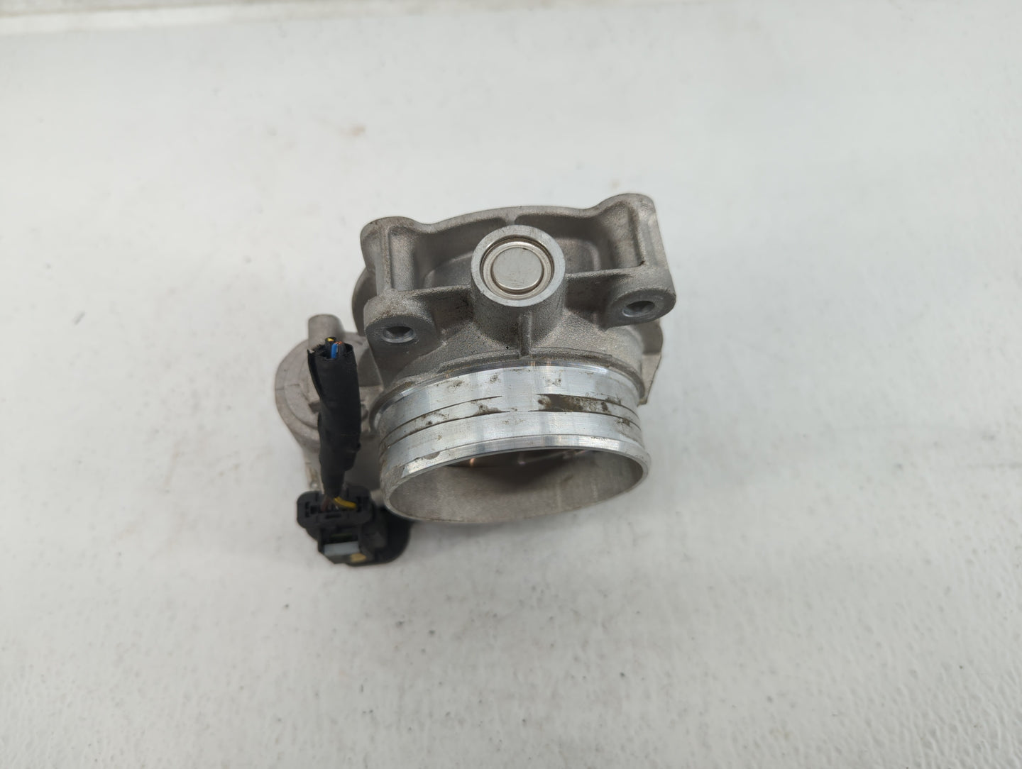 2017-2022 Chevrolet Traverse Throttle Body P/N:12670981AA Fits Fits 2012 2013 2014 2015 2016 2017 2018 2019 2020 2021 2022 O