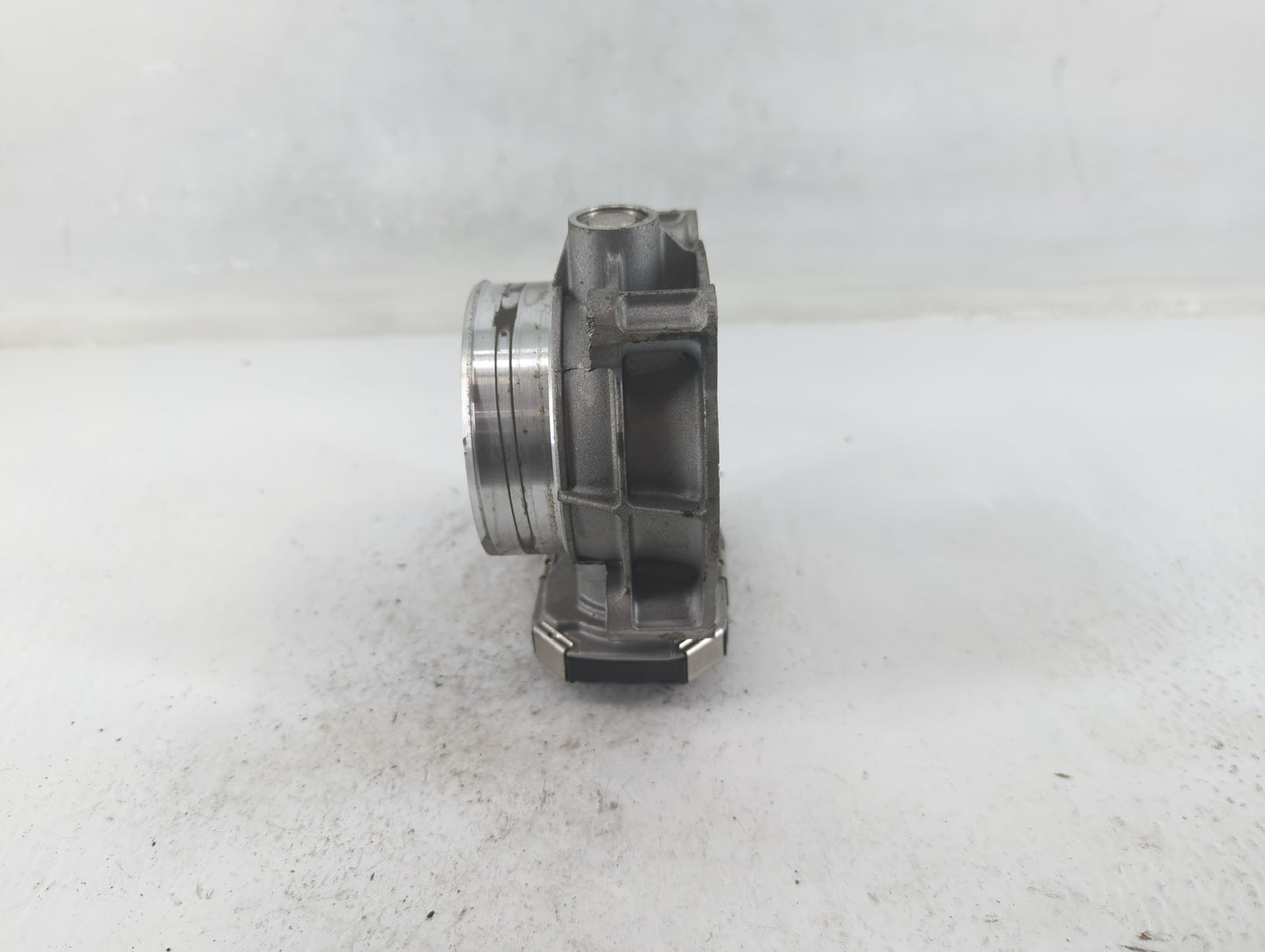 2017-2022 Chevrolet Traverse Throttle Body P/N:12670981AA Fits Fits 2012 2013 2014 2015 2016 2017 2018 2019 2020 2021 2022 O