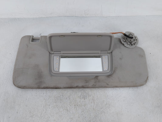 2018-2022 Chevrolet Traverse Sun Visor Shade Replacement Passenger Right Mirror Fits Fits 2018 2019 2020 2021 2022 OEM Used 