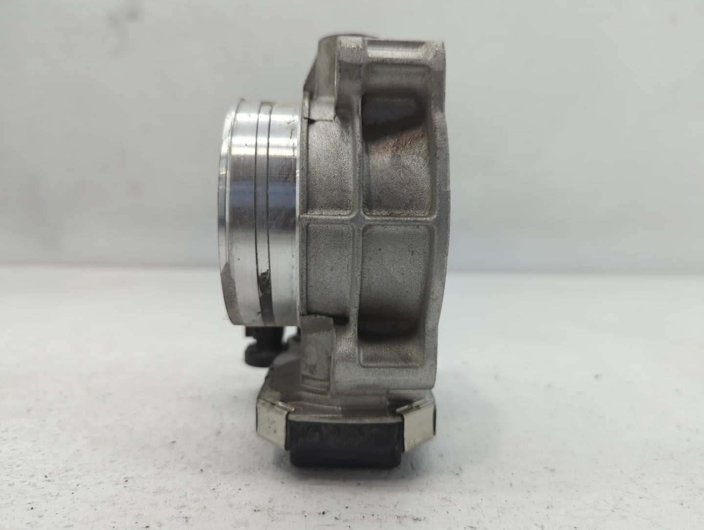 2017-2022 Chevrolet Traverse Throttle Body P/N:12632172BA Fits Fits 2012 2013 2014 2015 2016 2017 2018 2019 2020 2021 2022 O