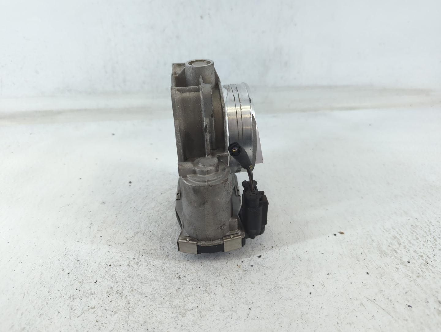 2017-2022 Chevrolet Traverse Throttle Body P/N:12670981AA Fits Fits 2012 2013 2014 2015 2016 2017 2018 2019 2020 2021 2022 O